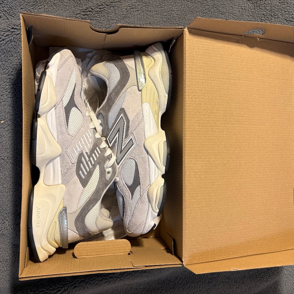 newbalance 9060grey size 9.5